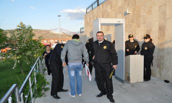 Terminal, Metro, Otopark ve Ulaşım Araçlarında Güvenlik